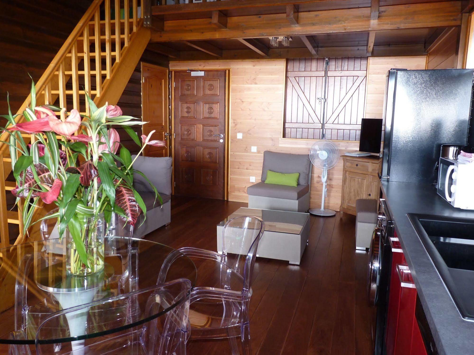 Residence De La Cousiniere Vieux-Habitants Esterno foto